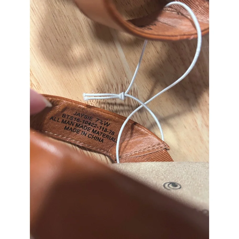 BareTraps jaysie sandals